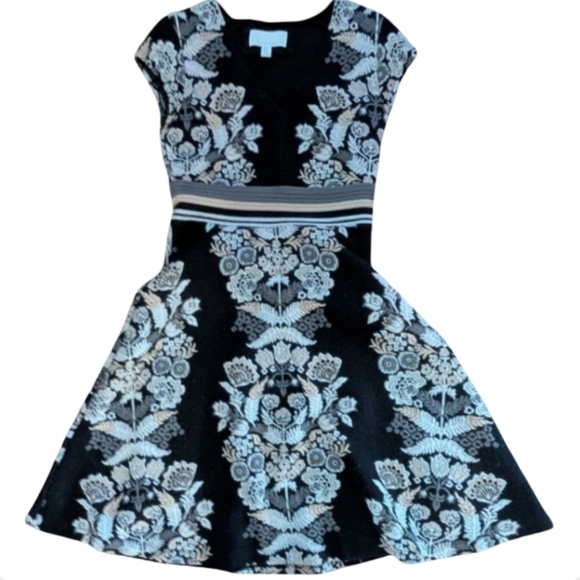 Anthropologie Ett:twa Soiree Black Embroidered Floral Midi Dress Size 2 - Picture 5 of 11